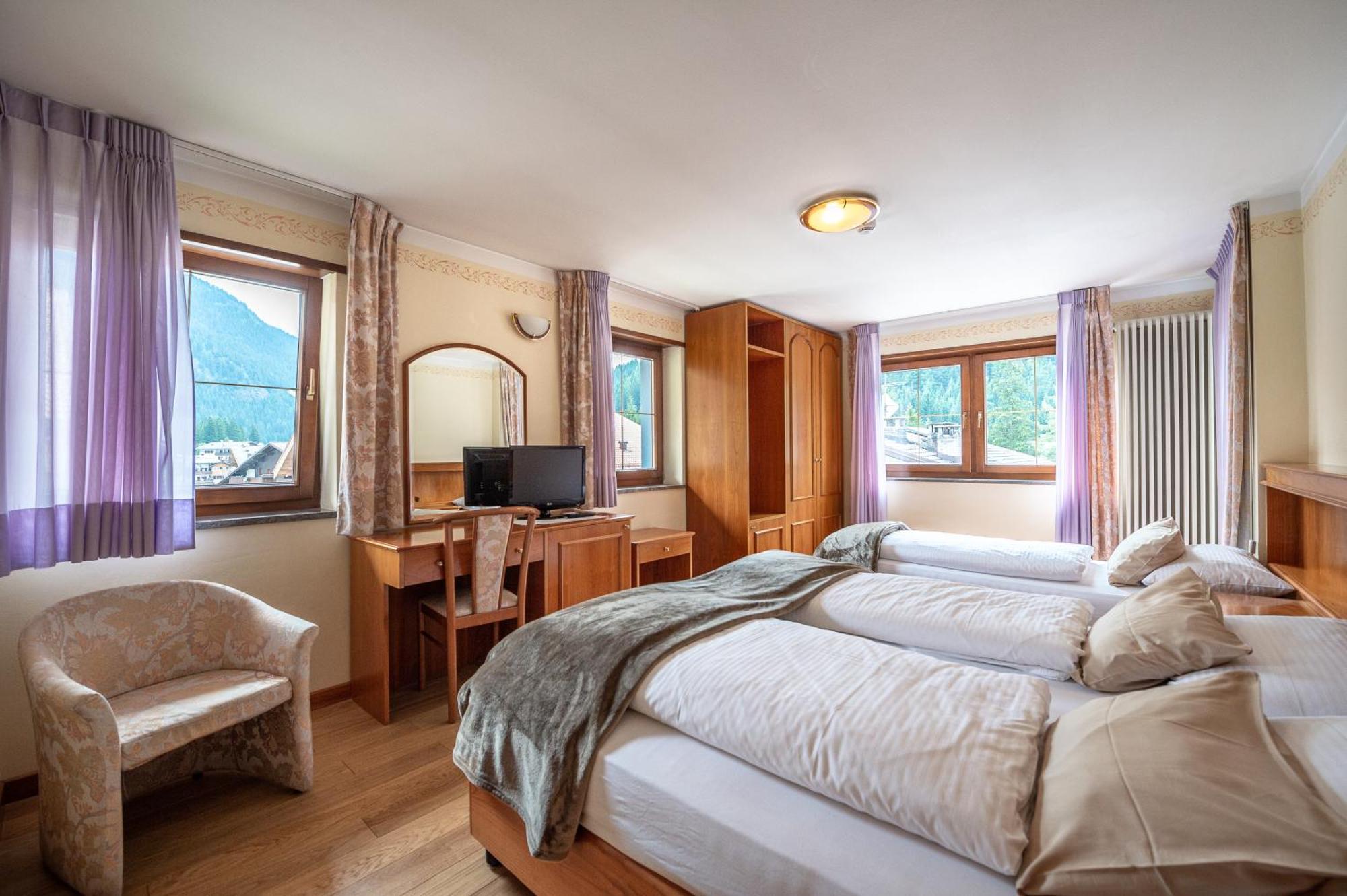Hotel De Matie Canazei Esterno foto